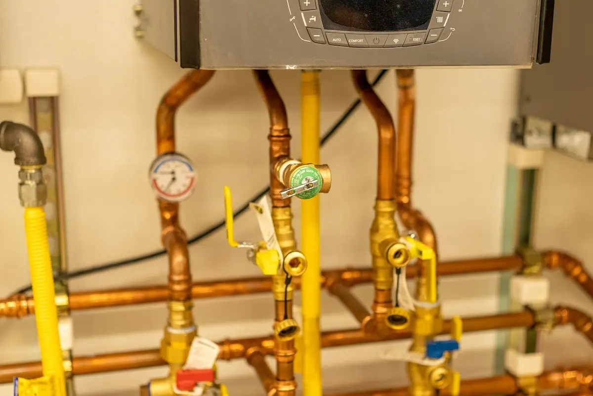 Licensed technician providing Slab Leak Repair for a homeowner in Klamath Falls